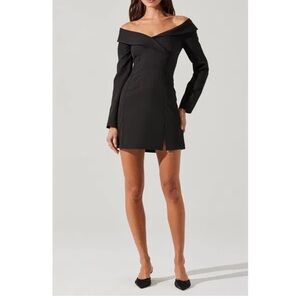 NWT Astr Black Off-Shoulder Long Sleeve Tuxedo Collar Cocktail Mini Dress